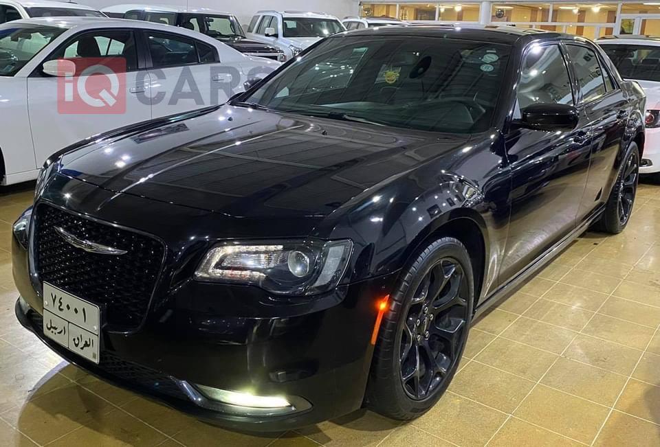 کرایسلەر 300